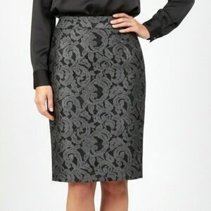 Banana Republic Black & Silvery Gray Embossed Lace Back Zip Lined Pencil Skirt